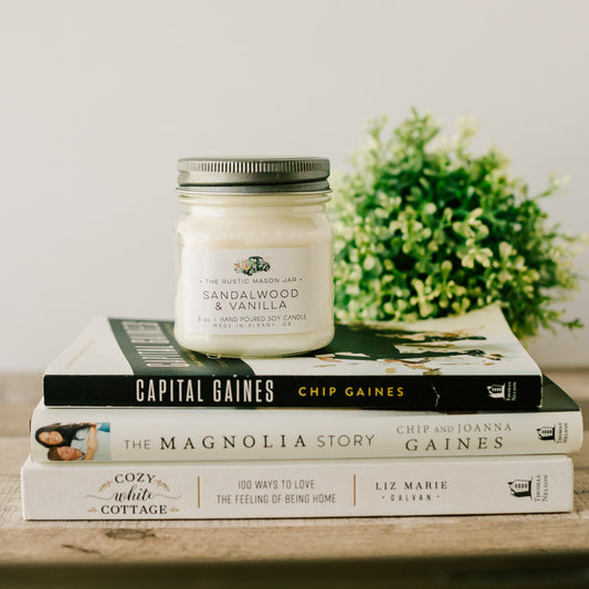 Sandalwood & Vanilla 8 oz Candle